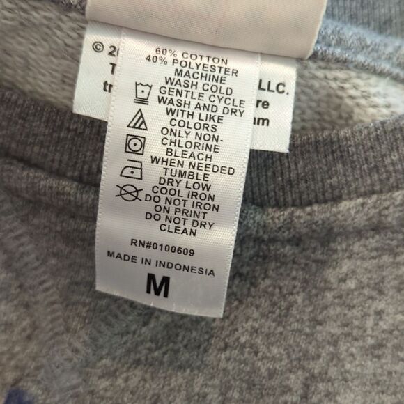 Junk Food boys gray NFL Patriot's sweatshirt size medium - Picture 3 of 7